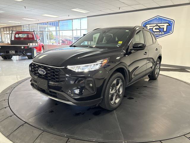 Certified 2025 Ford Escape ST-Line Select AWD/4WD image 18