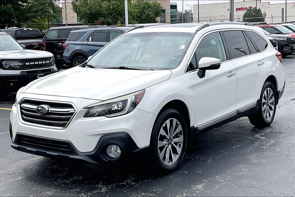 Used 2019 Subaru Outback 2.5i Touring AWD/4WD image 11