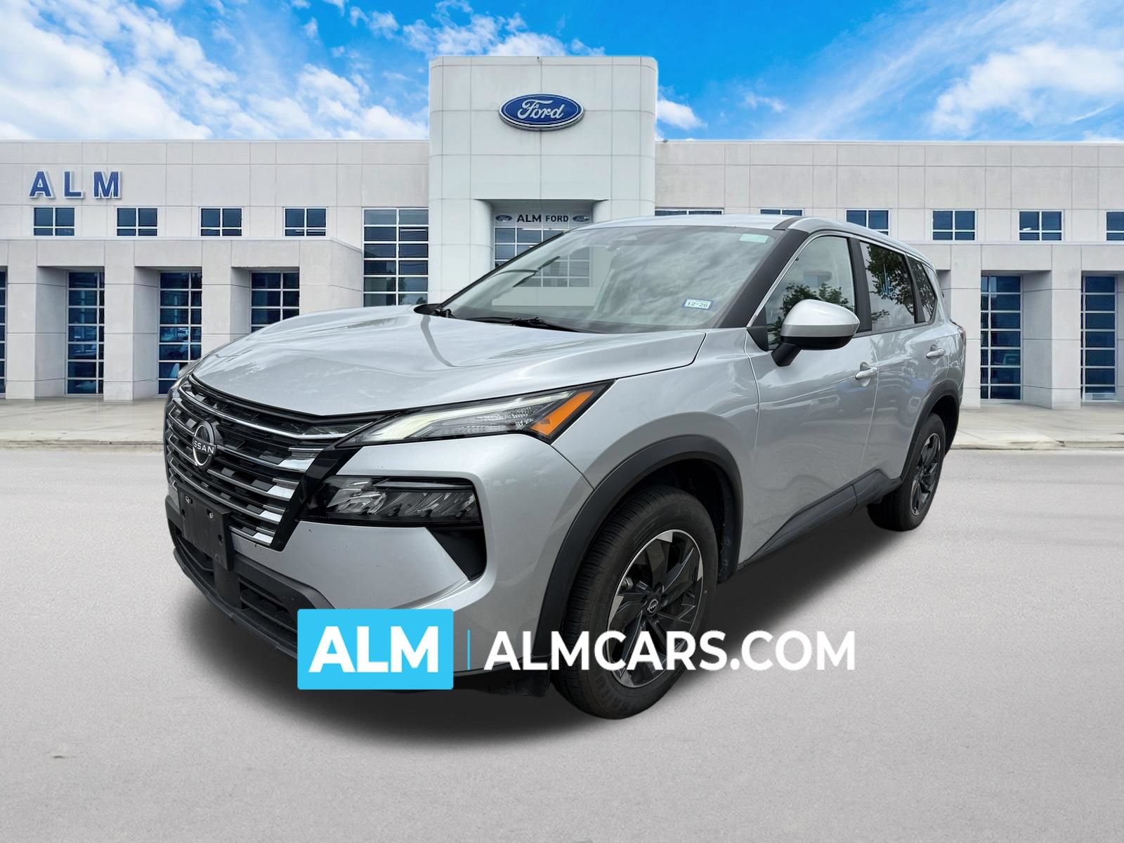 Used 2025 Nissan Rogue SV
