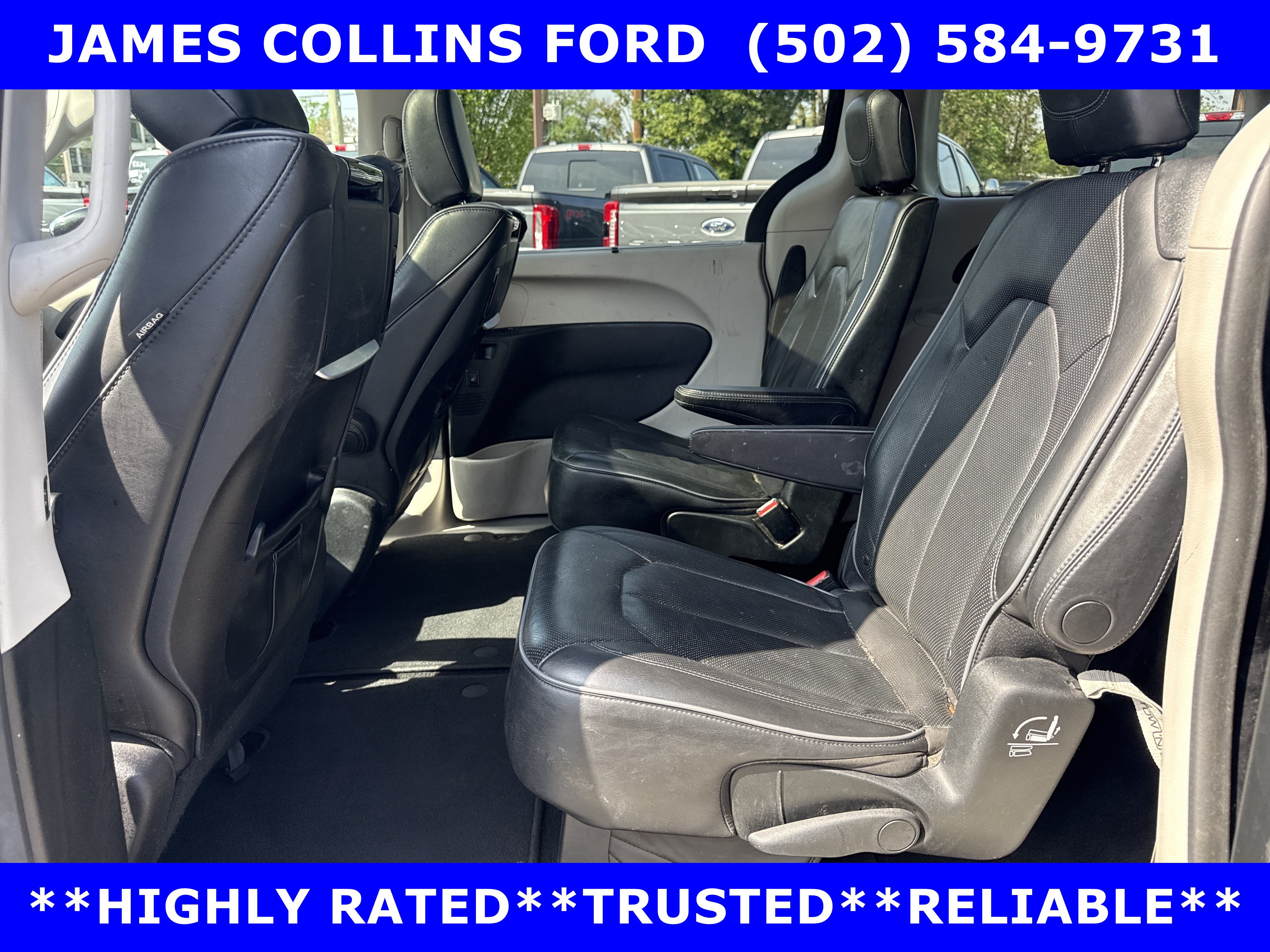 Used 2018 Chrysler Pacifica Limited FWD image 15