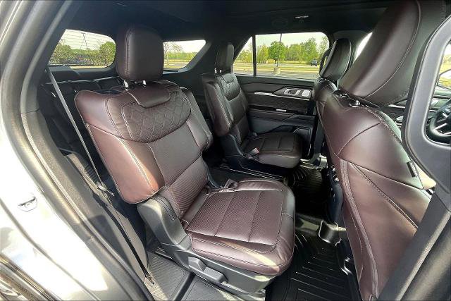 Certified 2025 Ford Explorer Platinum w/ Ultimate Package RWD image 17