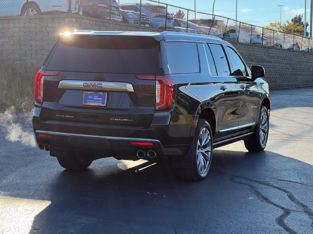 Used 2023 GMC Yukon XL Denali AWD/4WD image 9
