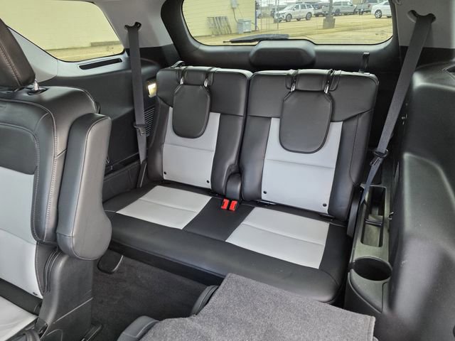 Certified 2022 Ford Explorer XLT w/ Equipment Group 202A image 17