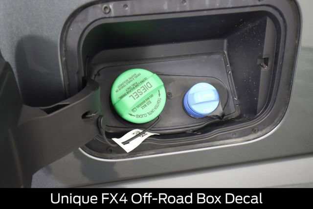 Certified 2025 Ford F450 Platinum w/ FX4 Off-Road Package image 32