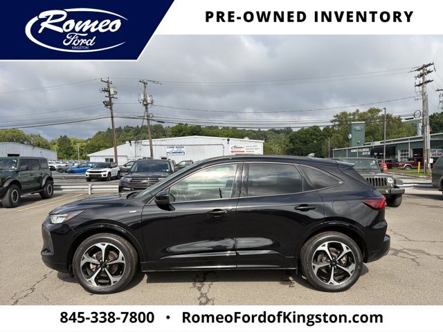 Certified 2023 Ford Escape ST-Line Select w/ Tech Pack #2 AWD/4WD image 8