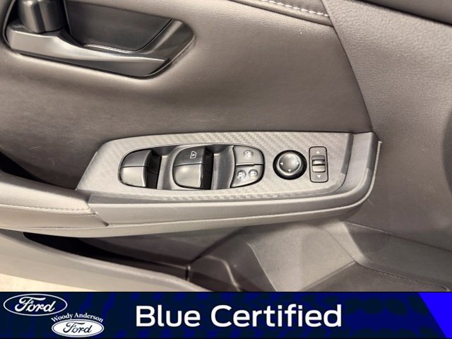 Used 2025 Nissan Sentra S FWD image 20