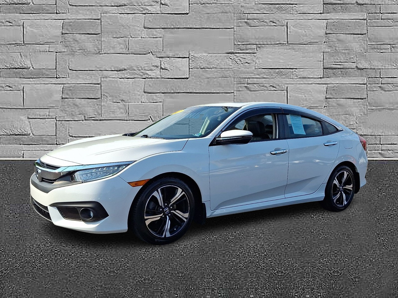 Used 2017 Honda Civic Touring image 5
