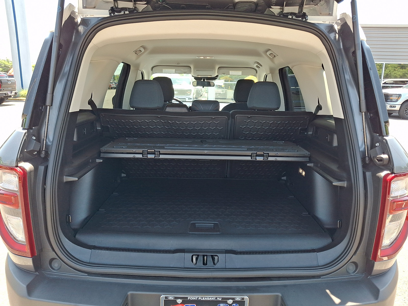 Certified 2024 Ford Bronco Sport Heritage w/ Heritage Convenience Package AWD/4WD image 30