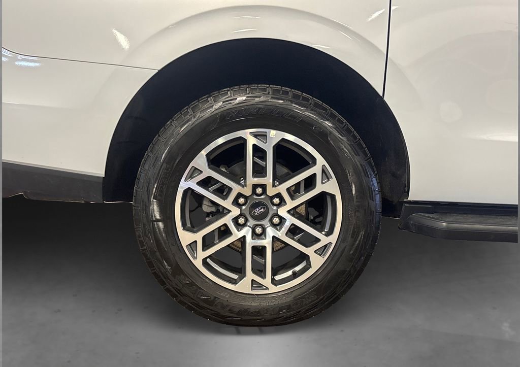 Certified 2025 Ford Expedition Max Active AWD/4WD image 14
