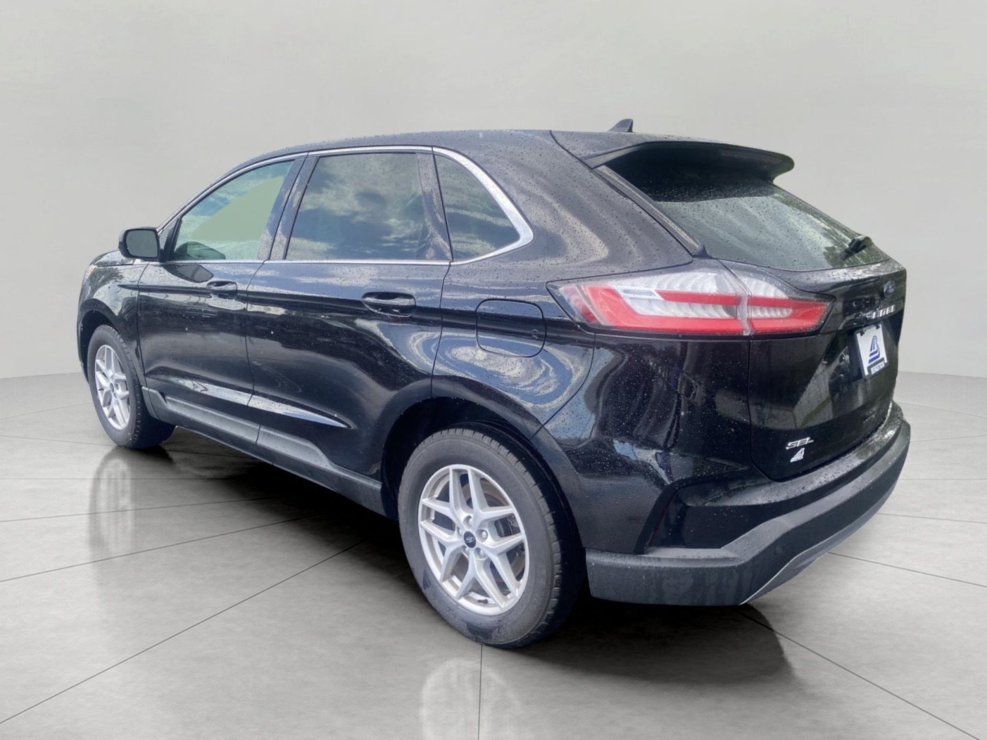 Certified 2024 Ford Edge SEL w/ Convenience Package AWD/4WD image 11