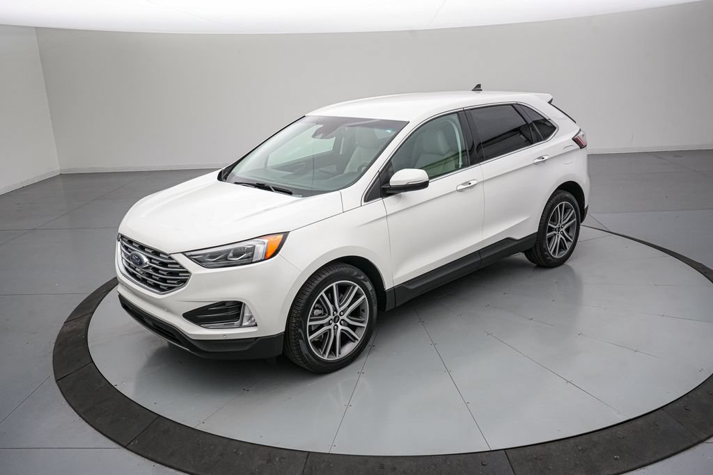 Certified 2024 Ford Edge Titanium w/ Equipment Group 301A AWD/4WD image 8