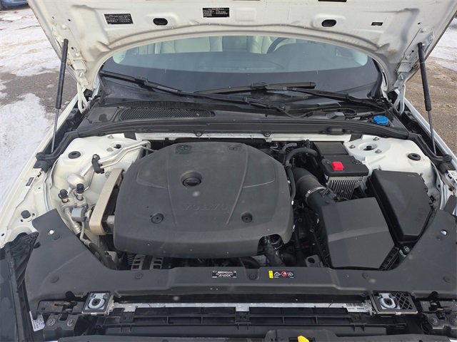 Used 2019 Volvo S60 T5 Momentum w/ Premium Package image 18