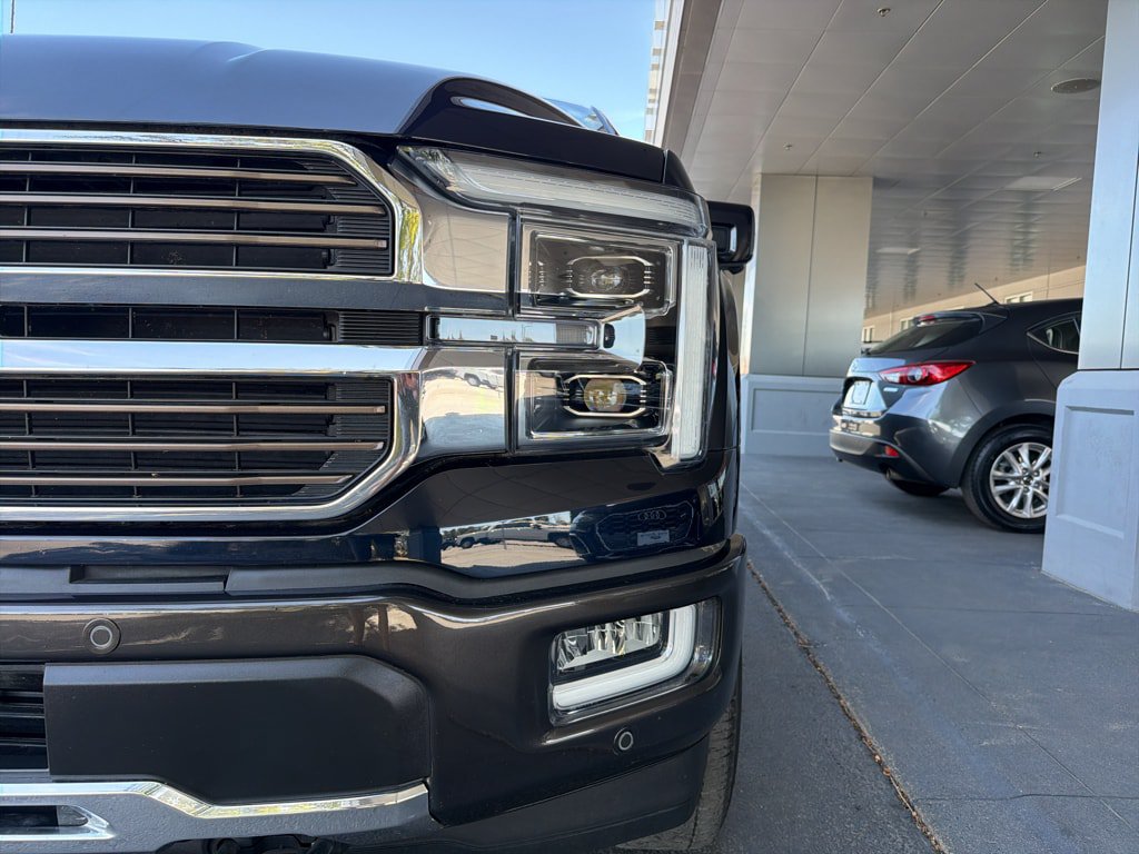 Certified 2024 Ford F150 King Ranch w/ FX4 Off-Road Package AWD/4WD image 4