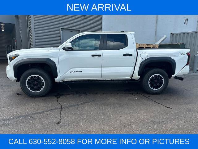 Used 2024 Toyota Tacoma TRD Off-Road AWD/4WD image 2