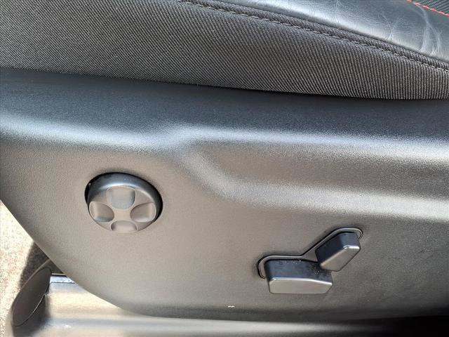 Used 2025 Dodge Durango GT image 18