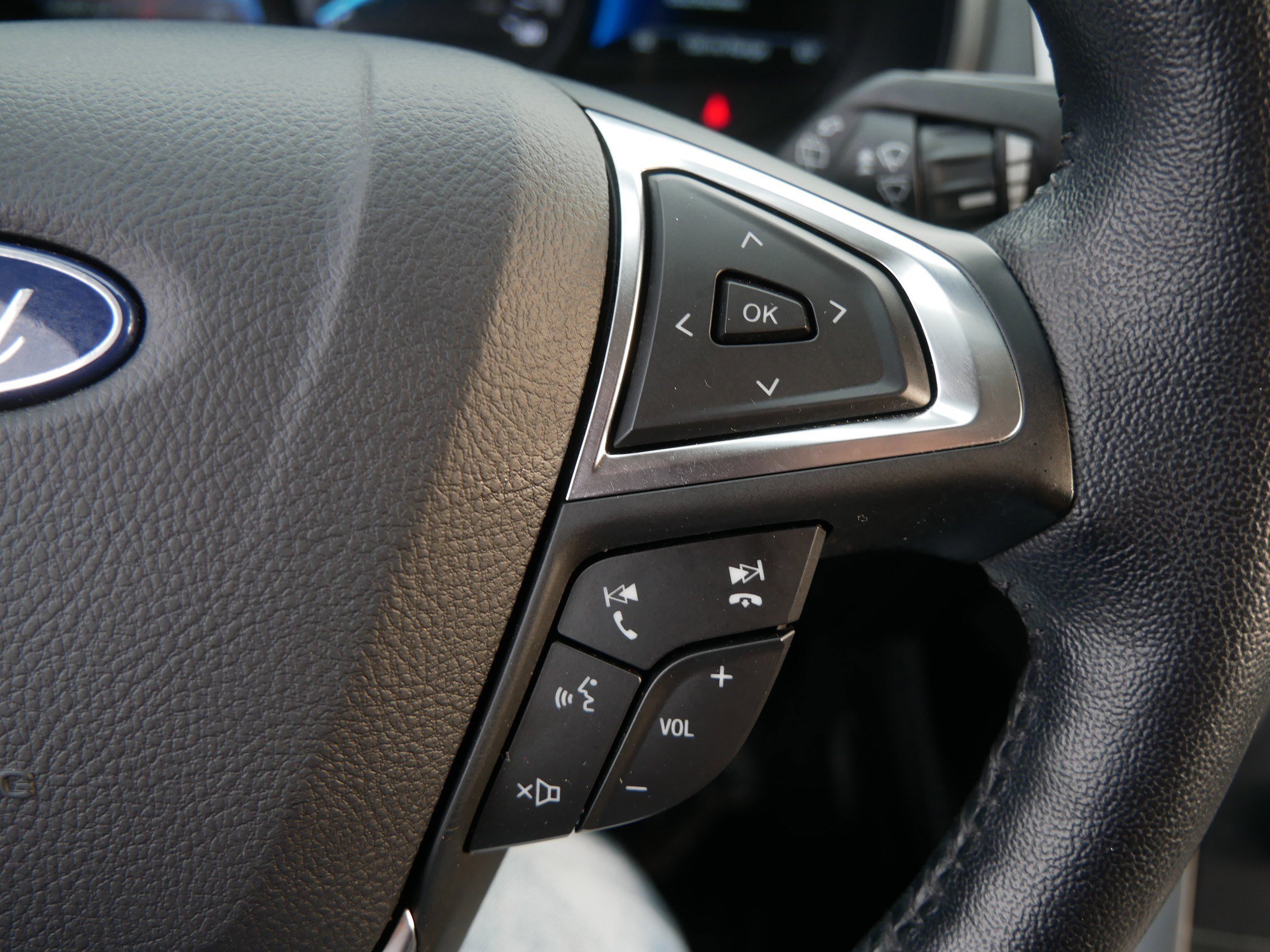 Certified 2023 Ford Edge SEL w/ Convenience Package image 29