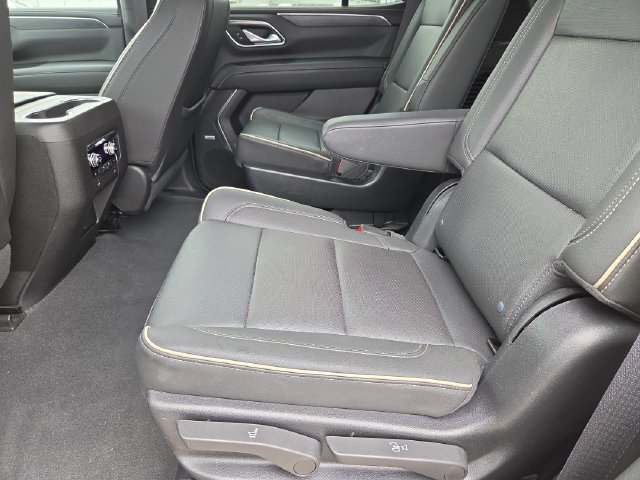 Used 2022 GMC Yukon SLT w/ SLT Premium Package AWD/4WD image 25
