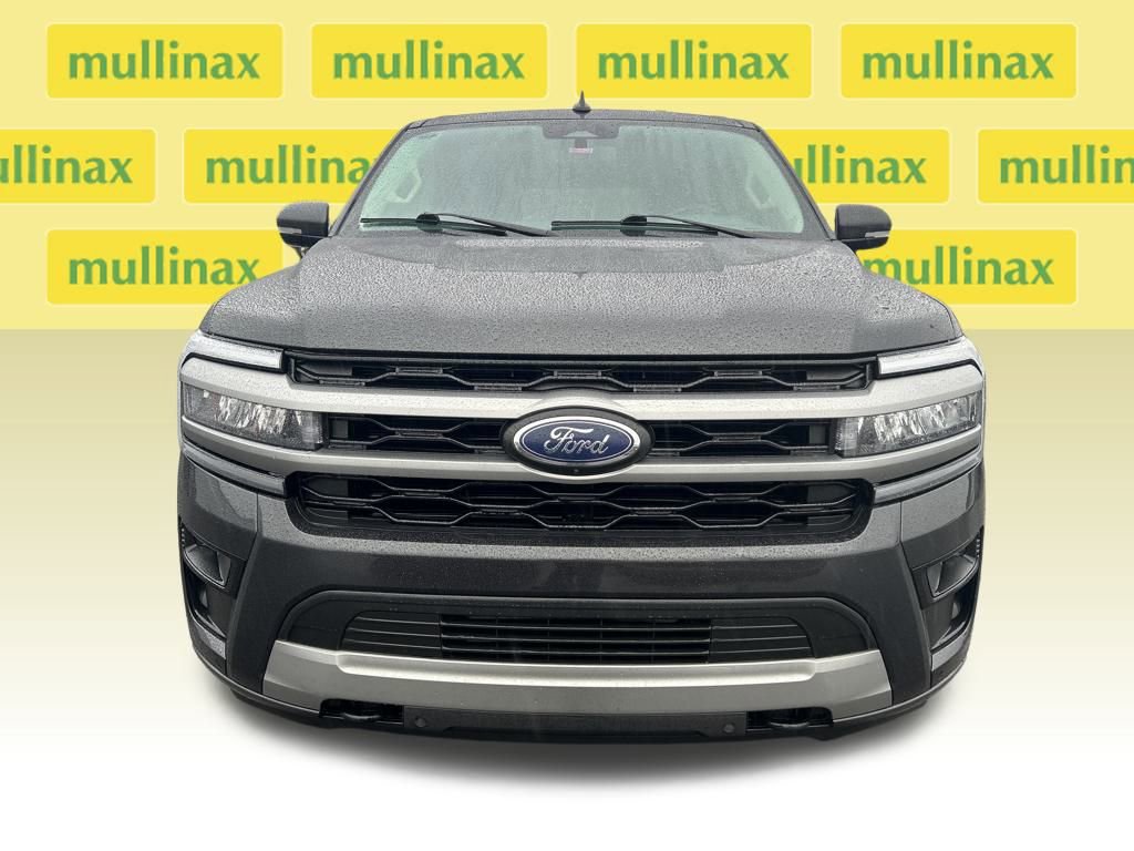 Certified 2023 Ford Expedition Max XLT image 16