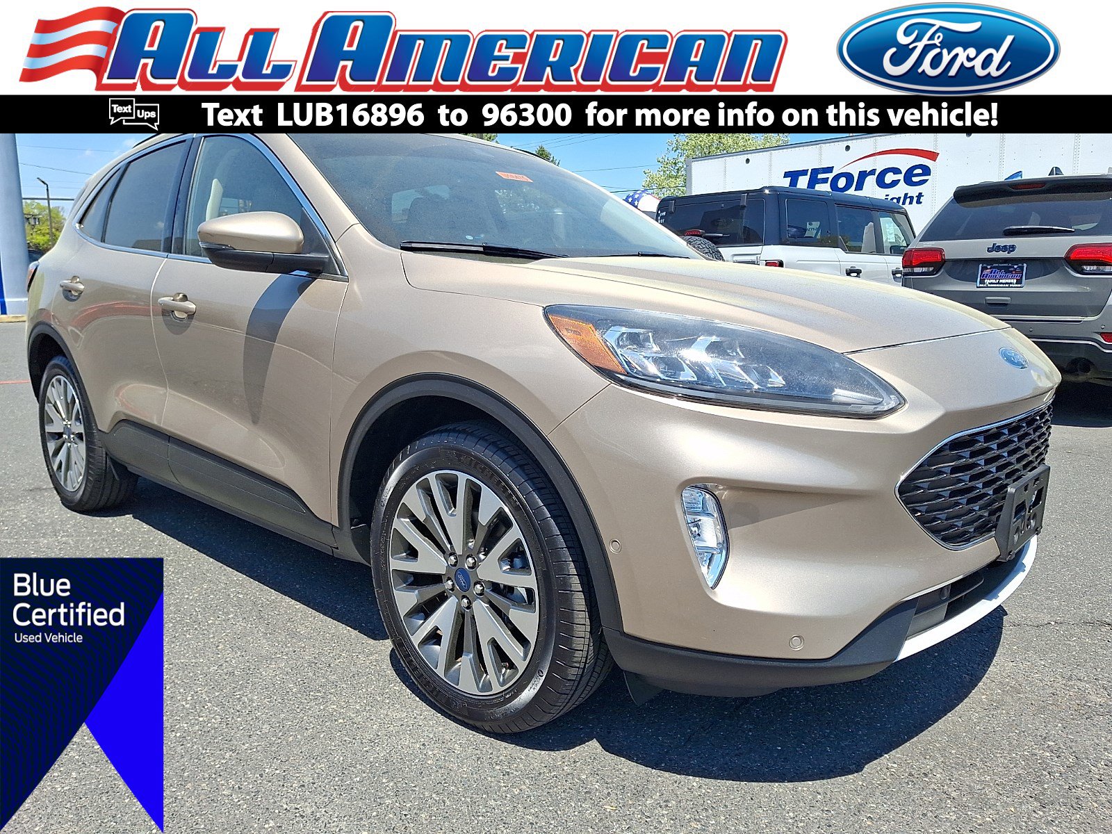 Certified 2020 Ford Escape Titanium AWD/4WD image 1