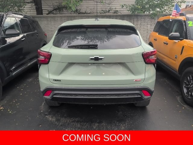 Used 2024 Chevrolet Trax RS w/ Sunroof Package FWD image 7