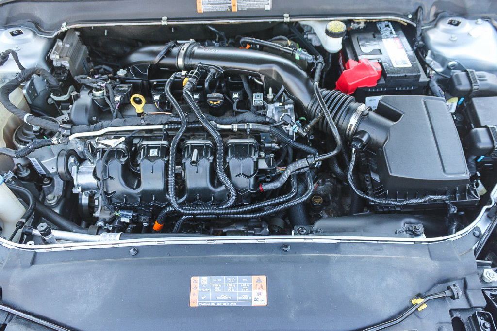 Certified 2020 Ford Fusion Titanium FWD image 29
