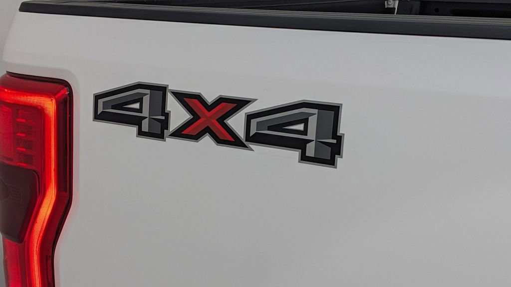 Certified 2018 Ford F250 Lariat w/ Chrome Package image 41