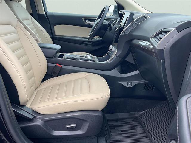 Certified 2024 Ford Edge SEL w/ Convenience Package AWD/4WD image 13