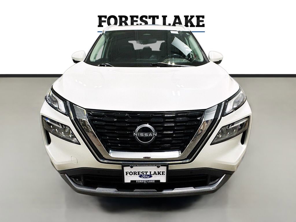 Used 2023 Nissan Rogue SL w/ SL Premium Package image 2