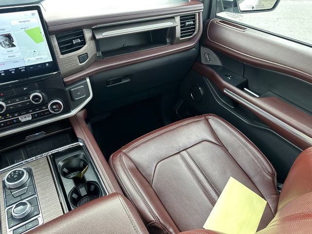 Certified 2023 Ford Expedition Max Limited image 27