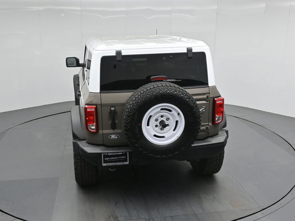Certified 2026 Ford Bronco Heritage Edition AWD/4WD image 43