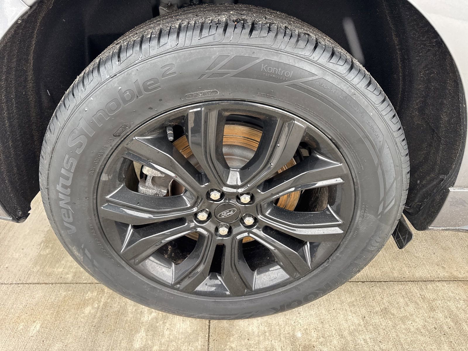 Certified 2023 Ford Edge SE w/ Black Appearance Package image 19