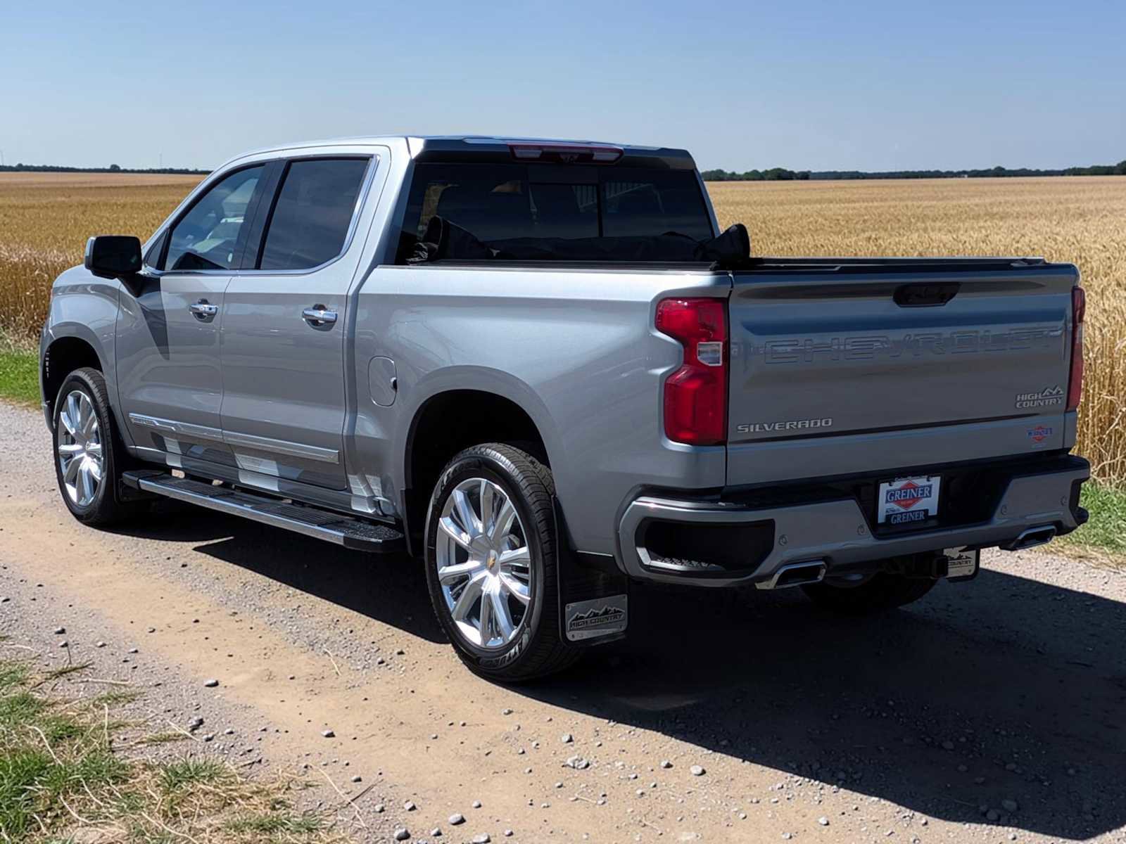 Used 2023 Chevrolet Silverado 1500 High Country w/ High Country Premium Package image 5