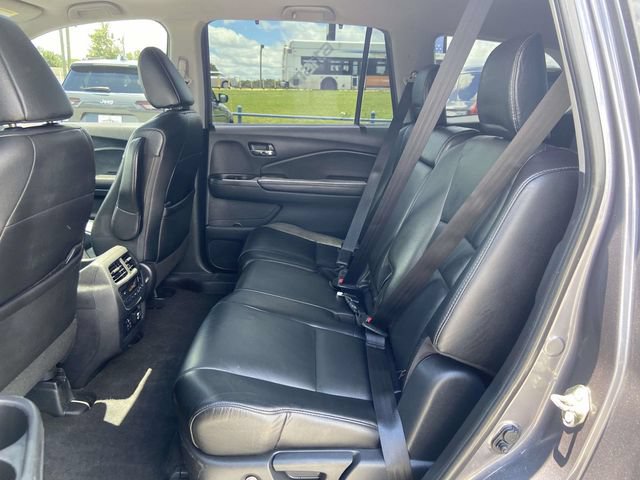 Used 2020 Honda Pilot Touring image 12