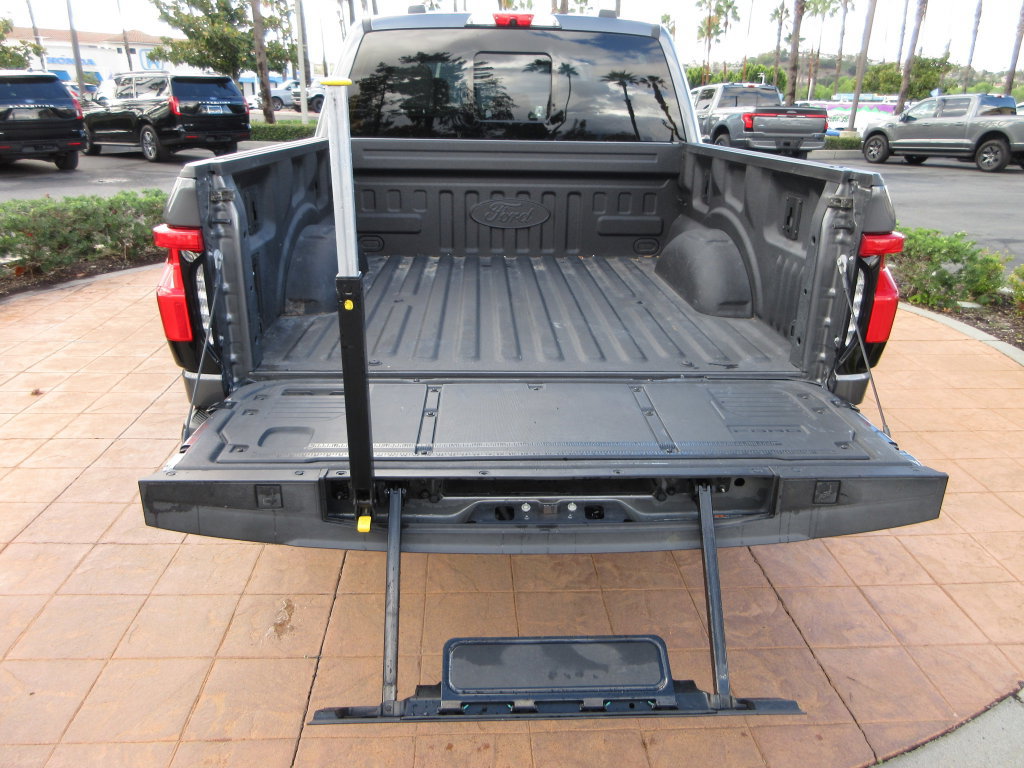 Certified 2023 Ford F150 Lightning Platinum AWD/4WD image 28