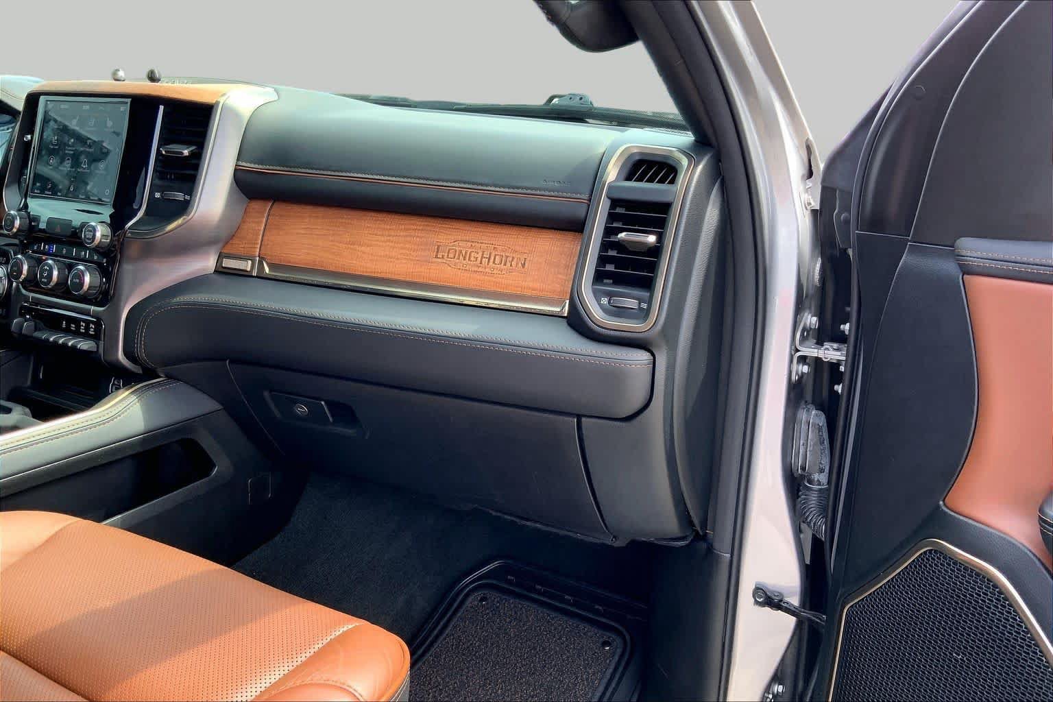 Used 2021 RAM 1500 Limited w/ Off Road Group AWD/4WD image 18