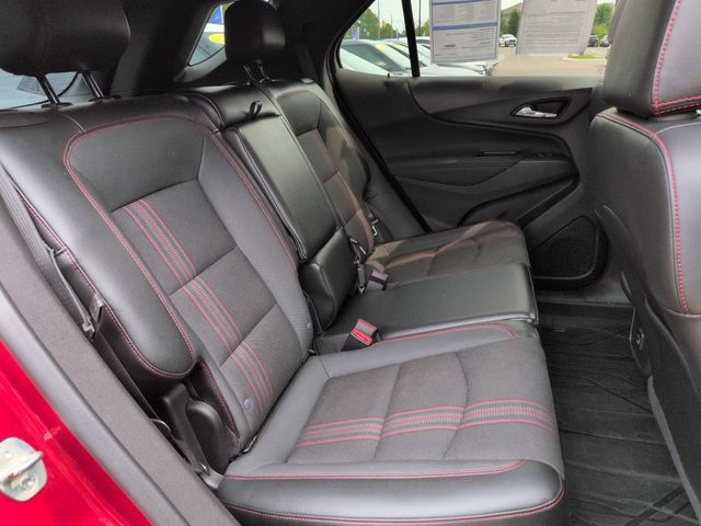 Used 2023 Chevrolet Equinox RS FWD image 17