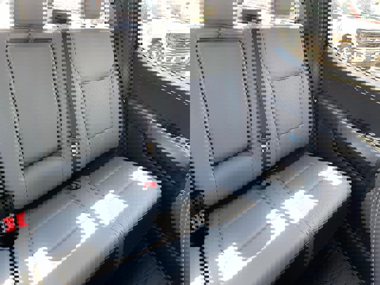 Certified 2025 Ford F150 Lightning Lariat image 22