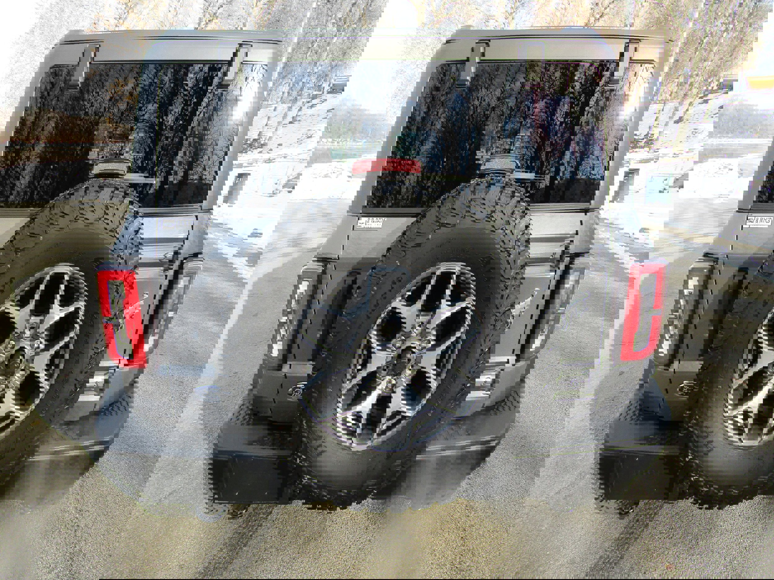 Certified 2023 Ford Bronco Badlands image 3