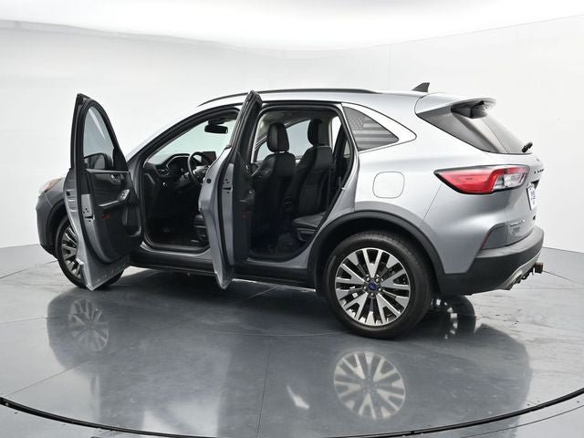Certified 2022 Ford Escape Titanium w/ Class II Trailer Tow Package AWD/4WD image 38