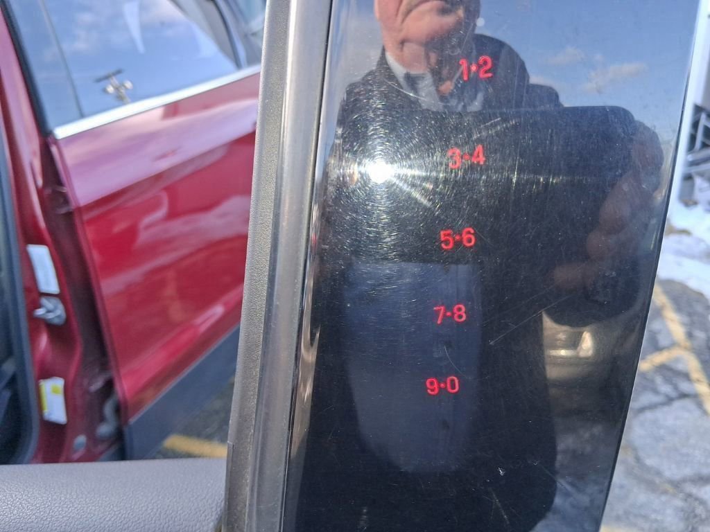 Certified 2019 Ford Escape SE image 25