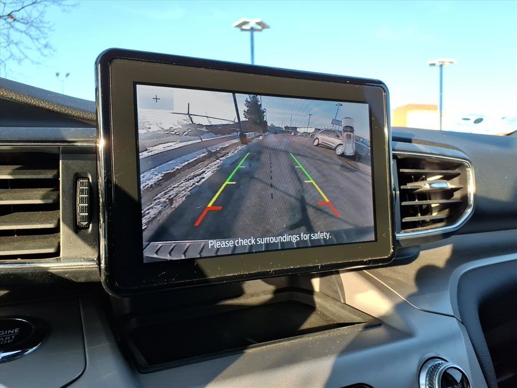Certified 2023 Ford Explorer XLT w/ Equipment Group 202A image 22