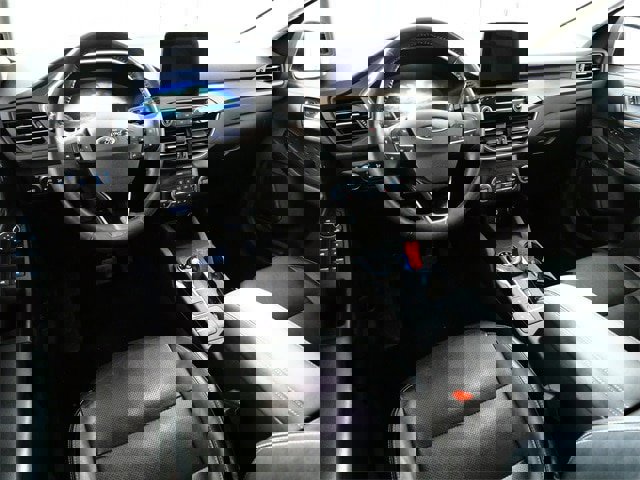 Certified 2020 Ford Escape Titanium image 8