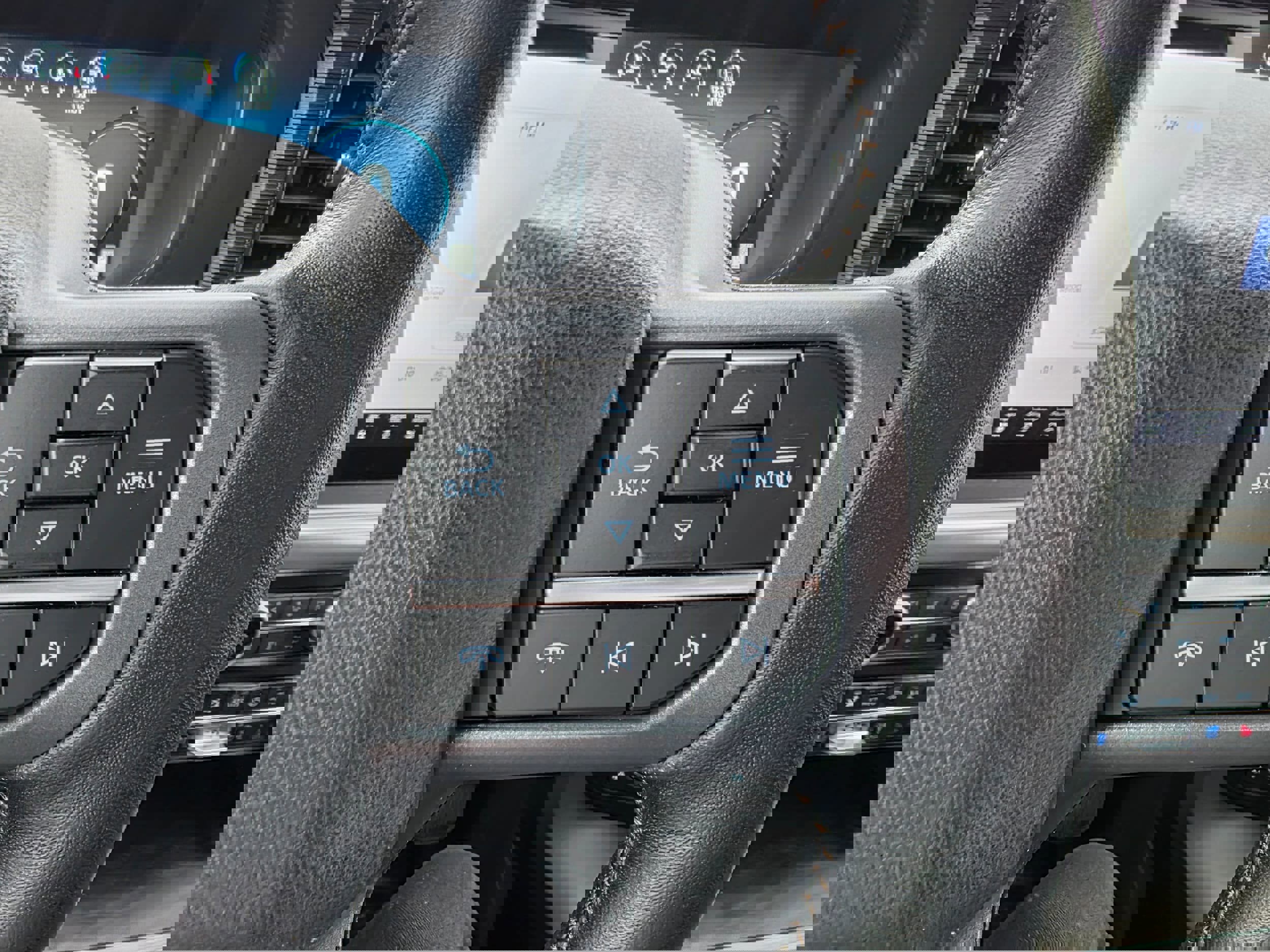 Certified 2024 Ford F150 Lariat w/ Equipment Group 502A High image 15