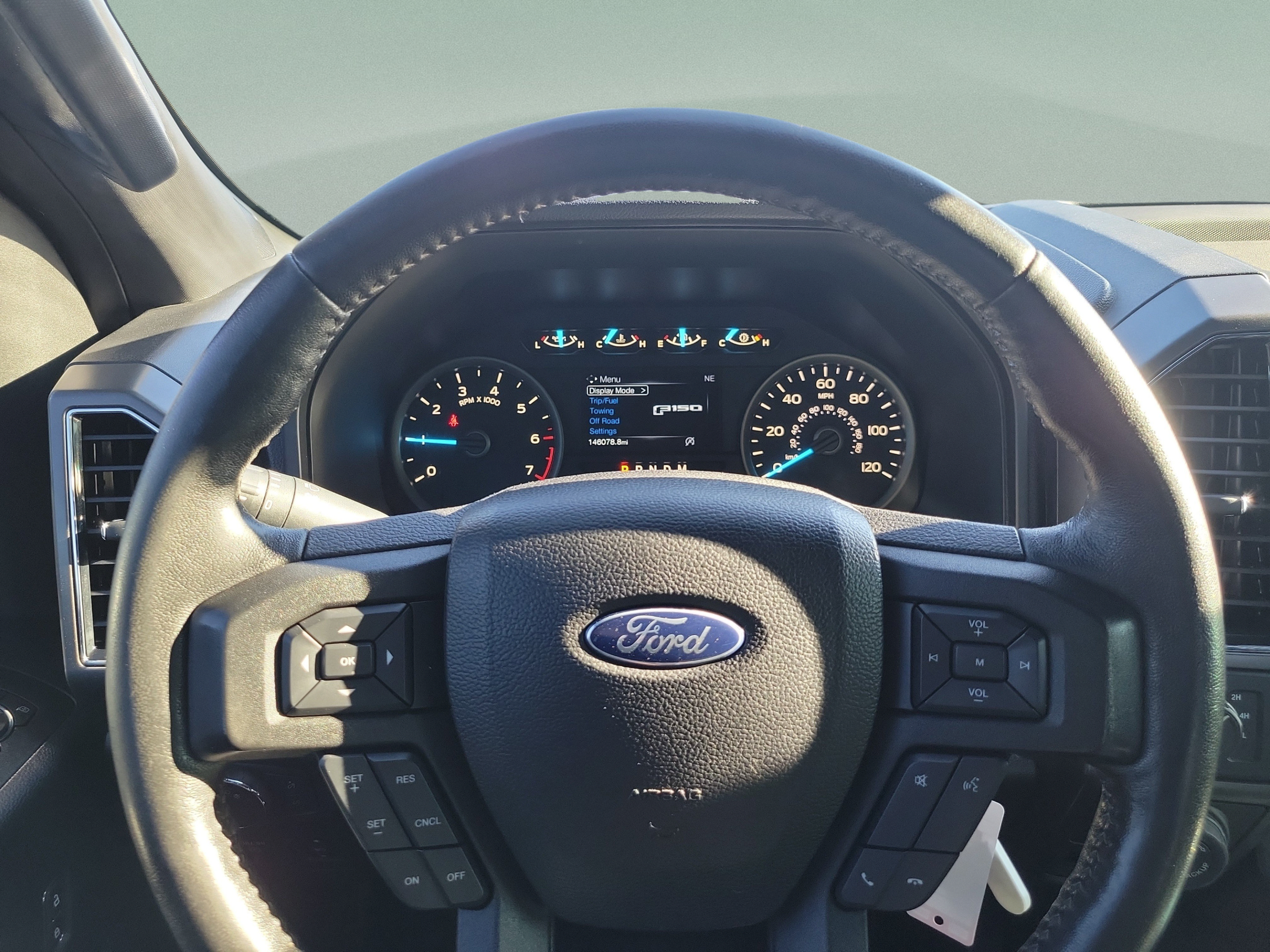 Certified 2018 Ford F150 XLT w/ Equipment Group 302A Luxury AWD/4WD image 22