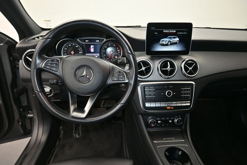 Used 2020 Mercedes-Benz GLA 250 4MATIC image 16