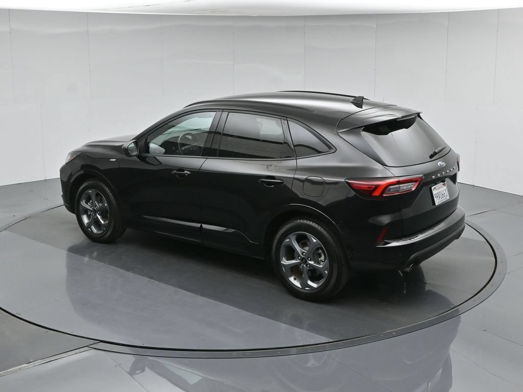 Certified 2023 Ford Escape ST-Line w/ Tech Pack #1 FWD image 44
