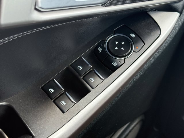 Certified 2023 Ford Explorer XLT w/ Equipment Group 202A AWD/4WD image 23