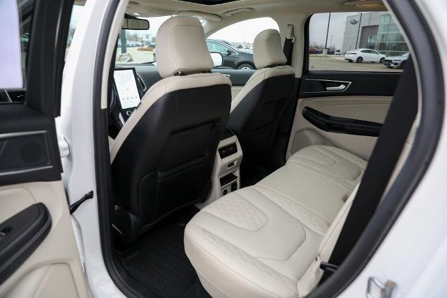 Certified 2024 Ford Edge Titanium w/ Titanium Elite Package image 24