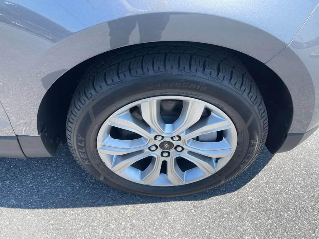 Certified 2024 Ford Edge Titanium AWD/4WD image 14