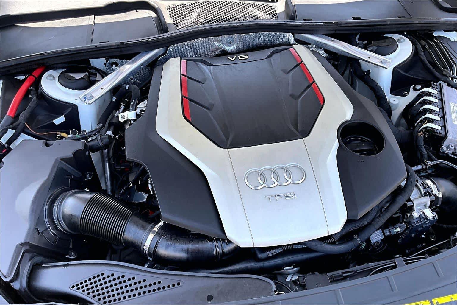 Used 2018 Audi S4 Premium Plus w/ Navigation Package AWD/4WD image 33